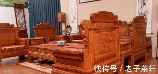 红木家具|男子花10万买红木家具,拆开却发现都是红砖,商家:谁让你拆的?