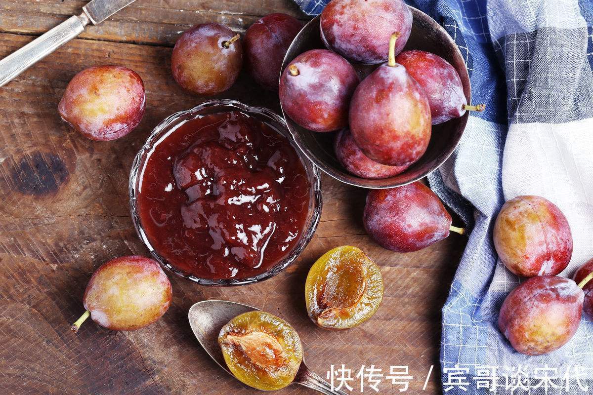 清道夫|女性常吃此水果可促进肠道蠕动，解决便秘问题，俗称''肠道清道夫