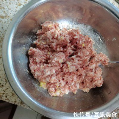 超下饭的红烧肉丸子，一学就会