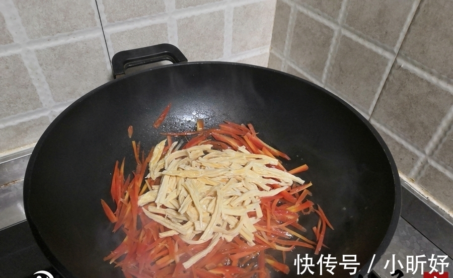 个子|2分钟出锅的快手菜，常给孩子吃，保护视力，个子长得快！