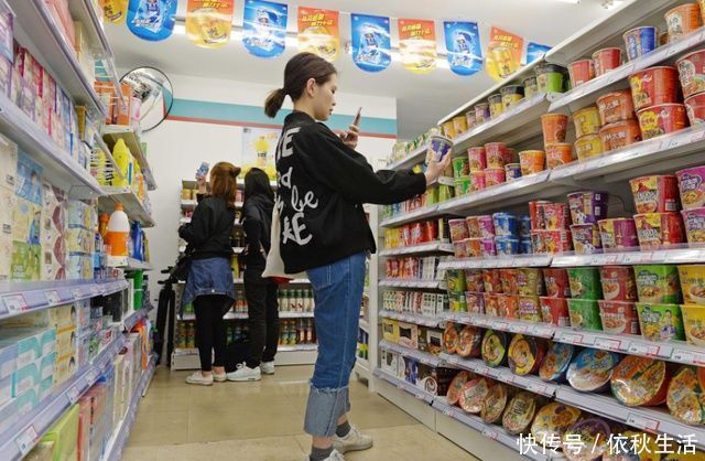 又火了 在美国超市里被一扫而空 当地人直言中国制造好 粉紫色 又火了 在美国超市里被一扫而空 当地人直言中国制造好 粉紫色