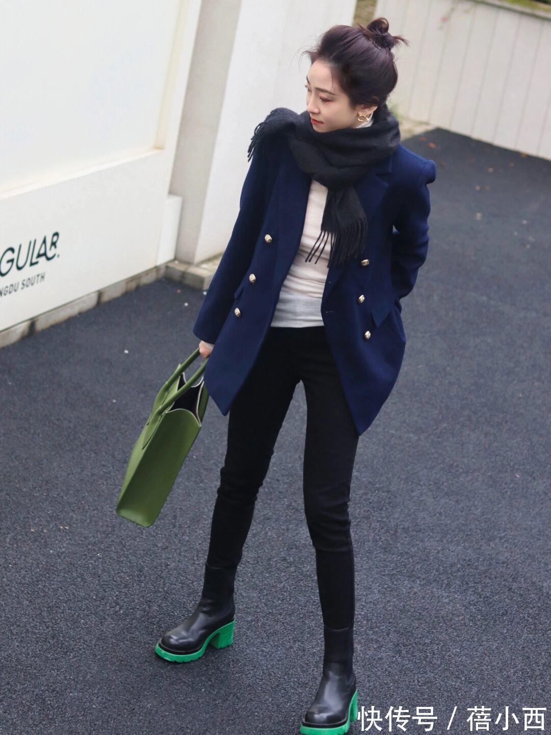 围巾 职场女性还是穿“西装”最高级,搭配裤子、半身裙,优雅又有范儿