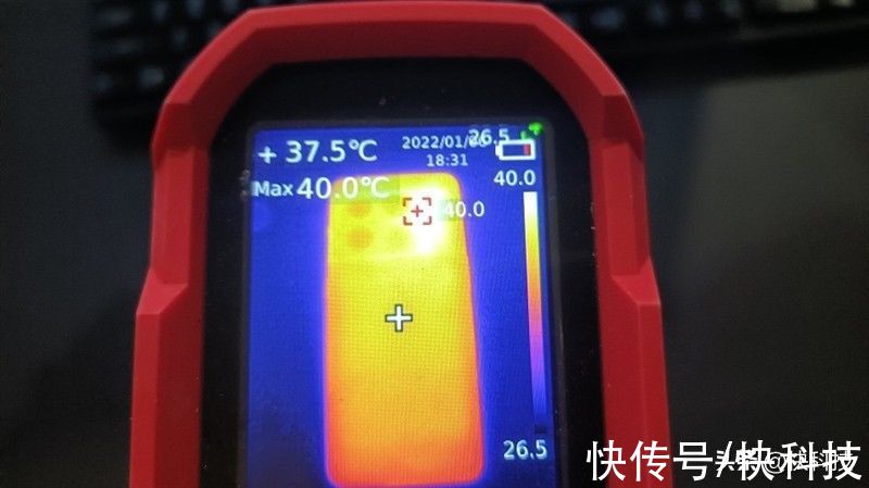 一加手机|原神只有40℃！一加10 Pro首发评测：最强性能旗舰 还不烫手