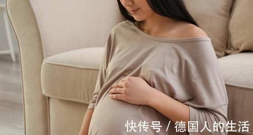 准爸爸|为什么有胎动时,爸爸一摸马上就不动了,宝宝知道不是妈妈