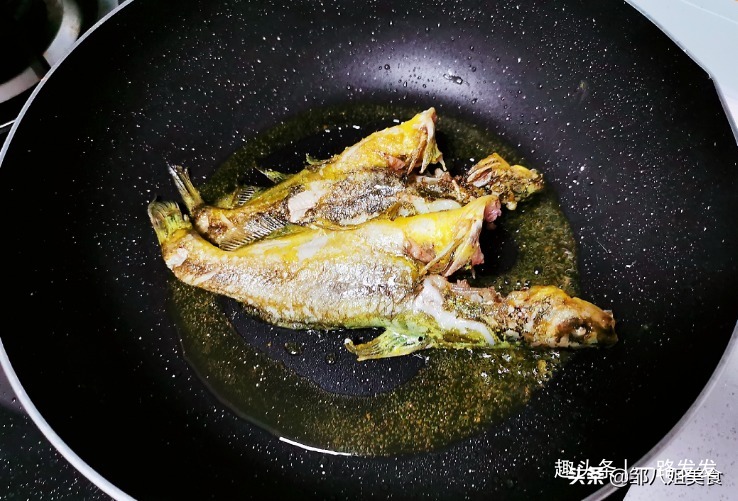 正确做法|秋天多给孩子炖鱼汤,补营养防秋燥,教您正确做法,肉嫩汤鲜!