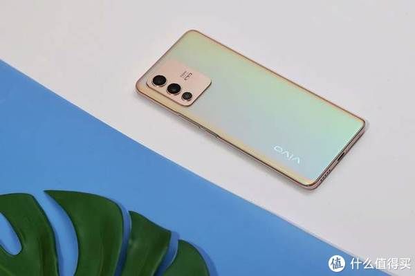 曲面屏|自拍轻旗舰，照亮你的美，vivo S12 Pro自拍体验