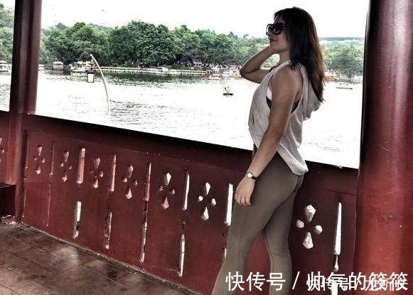 美女 独特魅力的打底裤美女,这身资也是没谁了完美