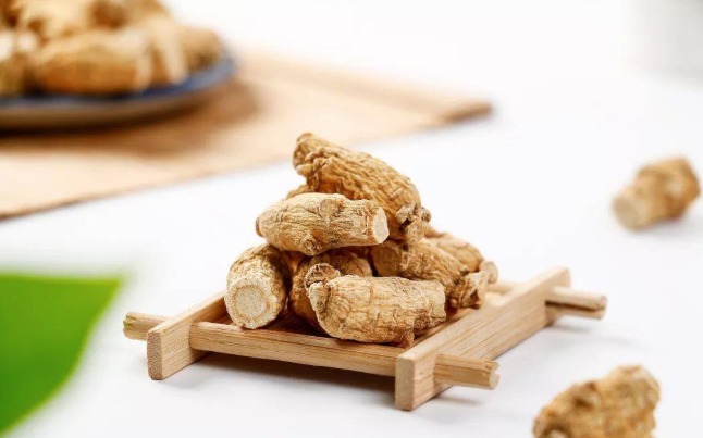 90岁中药师每天爱吃两种零食,保护心脏、祛病延年,身体依然健康