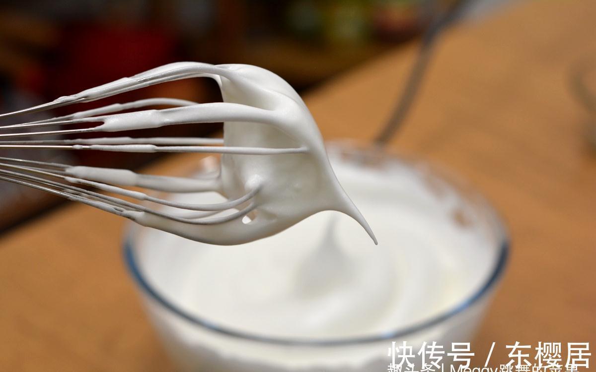 你用电饭煲做戚风蛋糕老不成功？苹果姐教你详细操作，松软轻盈