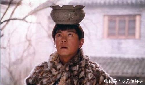 机智|朱元璋指着桌上一道猪蹄,问他:这叫什么?他这么回答,很机智