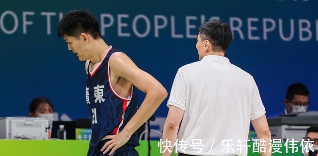 刘传兴|只能回CBA中国男篮强力中锋或被放弃,网友去广东!