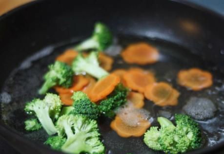 鸡蛋此做法火了,色香味全,高颜值高蛋白,大年三十做特有面子