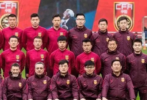 大宝|国足跟队记者正式确认,李霄鹏连收坏消息,这回真的麻烦大了