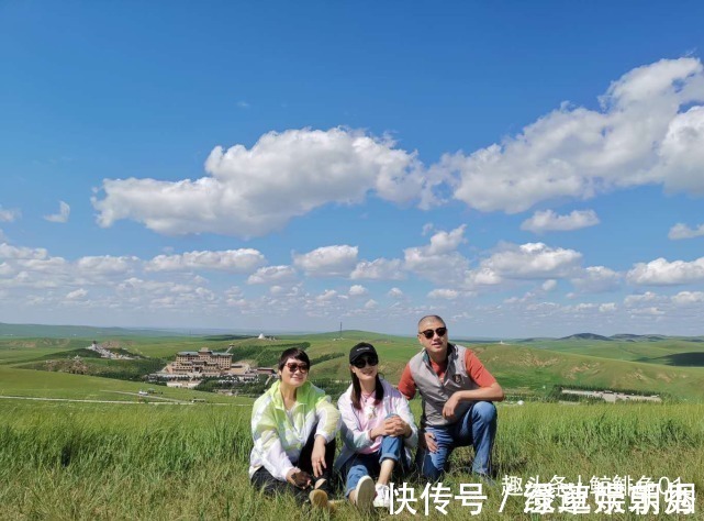 陈梦|国乒女将与爸妈合影,朱雨玲妈妈知性美,孙颖莎妈妈气质美