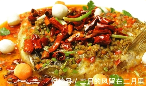 鸡汤|醋椒鱼头酸辣咸香，尝一口略带带辣，鱼肉鲜香味美