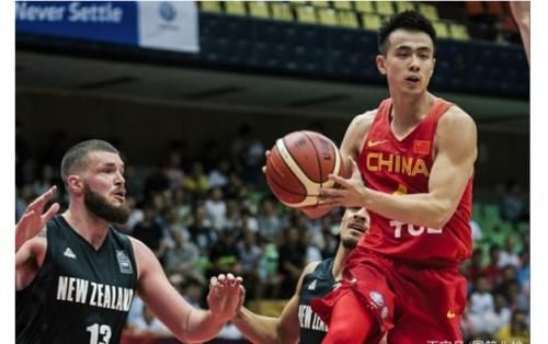 cbCBA三消息：首钢试训同曦后卫，王哲林首战40分，赵继伟辟谣离队