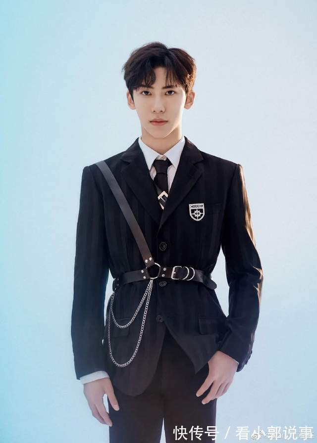 糊咖|糊咖丁澤仁被曝劈腿？私聯(lián)站姐嘴隊(duì)友朱正廷，房雖塌了卻無人傷亡