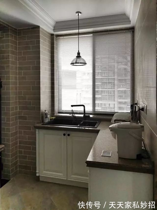 师傅|厨房吊顶,我直接吊洞洞板,完工后师傅直夸洋气!