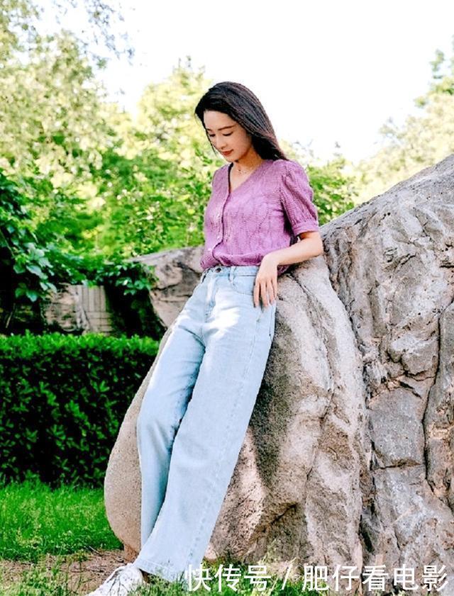 牛仔裤不会搭看一步到位造型,演绎高级时尚范