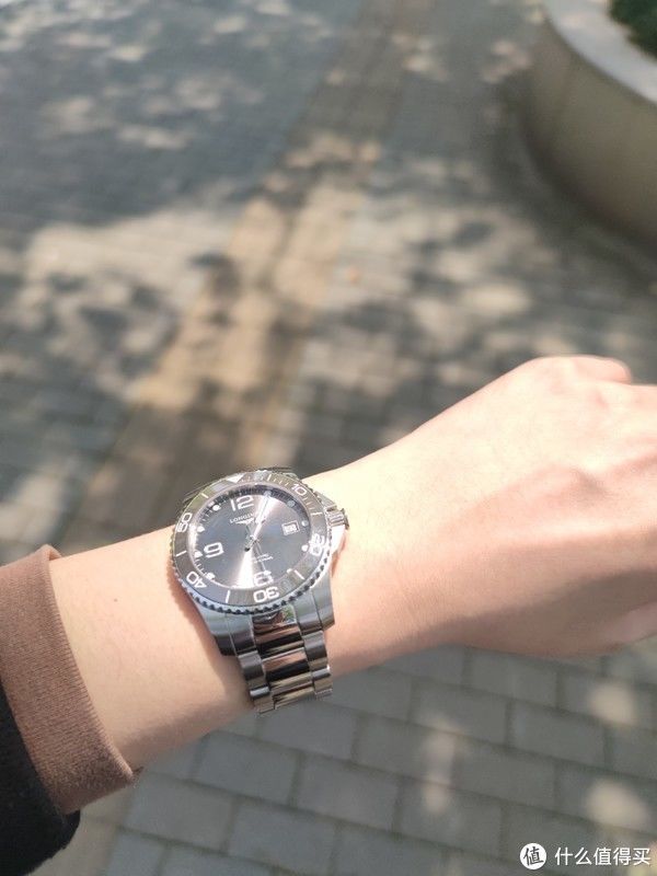 打工人的第一块机械表—浪琴康卡斯