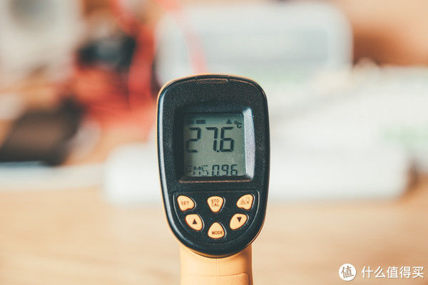 快充|iPhone12不送充电头？49解君愁，倍思超级硅20W充电头体验