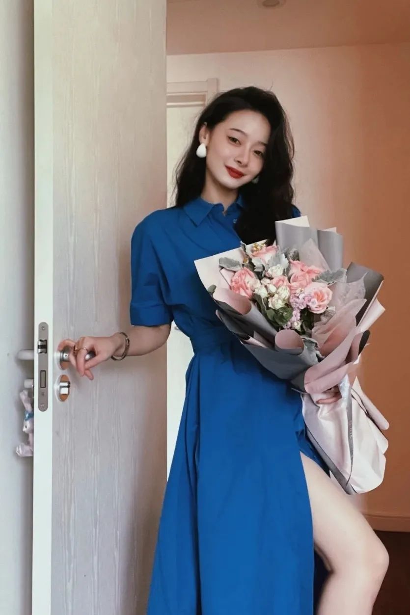 回村的诱惑|拜拜牛油果绿！今夏超火流行色时髦又高级，早穿早美