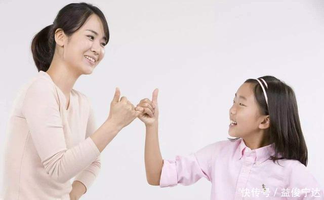 豆豆|走到小区门口,妈妈忙捂住孩子眼睛,知道真相后网友直呼学到了