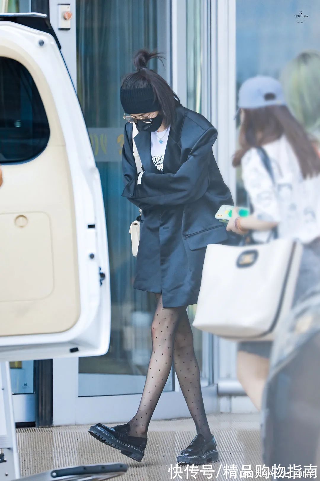 c港风复兴，大女主必须有一对大垫肩