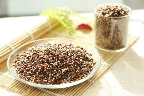 雌激素|女人有子宫肌瘤勿慌！饮食上牢记“3少吃3多吃”，可助你消肌瘤