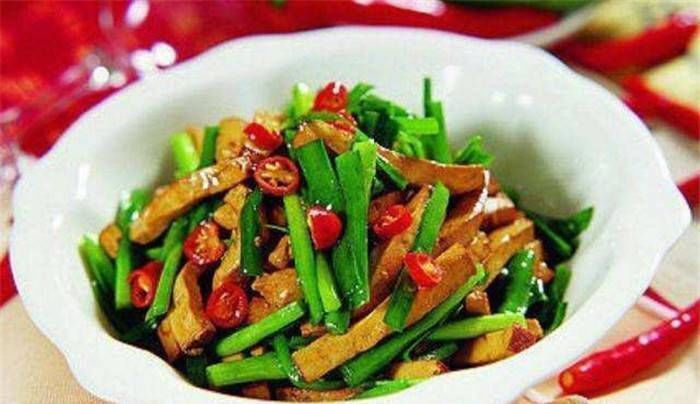 明明|洋葱和它是最佳搭配,明明是素菜吃着比肉香,吃多了真上瘾