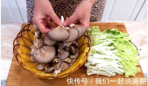蘑菇|白菜最新做法，不炖豆腐，不凉拌，不放一块肉，比吃肉香，特解馋