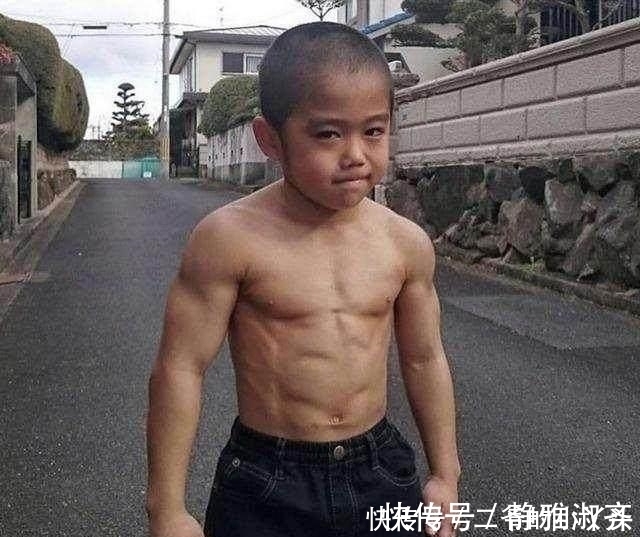 朱利亚诺·斯特勒|8位从小健身的孩子, 个个肌肉发达, 谁敢与之一战