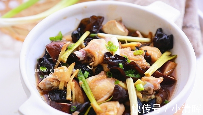 木耳|鸡肉和它们一起蒸,又鲜又嫩,不用闻油烟,简单好做,很适合夏天