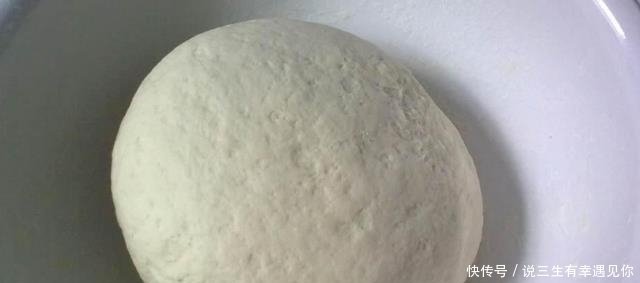 馅饼怎么做才好吃?教您这个方法,馅饼皮薄馅多,口感不硬,好吃