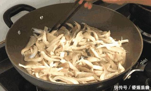 春天,这菜多给孩子吃,3元做一盘,骨骼发育长得高,比牛奶管用