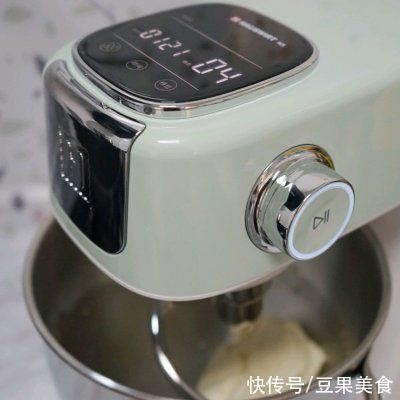 发酵|只要掌握好比例，比棉花还软的吐司就能一次成功