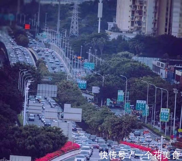 地产|8月沙场秋点兵,南宁前30名房企列队进场!
