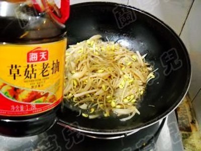 黄豆芽|医生不会告诉你，这菜是“天然酵素”，小肚腩渐渐瘦，小腿慢慢细