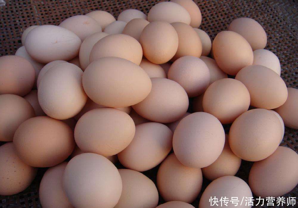 核桃|大脑最爱的食物,居然与核桃无关,而是这两种富含卵磷脂的食物