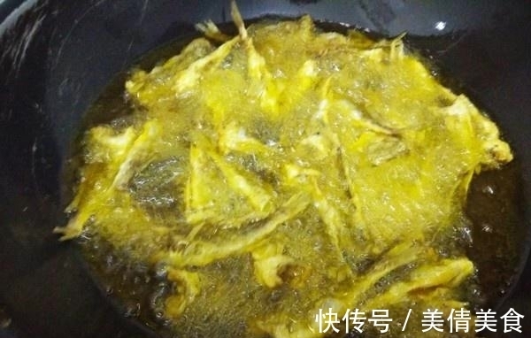 小黄花鱼|夏天常给孩子吃它，15元一斤不算贵，孩子吃了长大个！