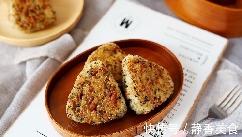 剩米饭怎么做好吃？教你懒人新做法，焦香酥脆，一端上桌就抢光了