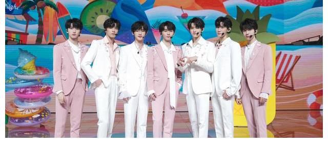 網(wǎng)曝湖南衛(wèi)視小年夜晚會(huì)陣容，多位頂流加盟，2大流量花演員突出