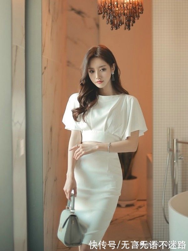 美女|气质美女，白色包臀裙，唯美穿搭
