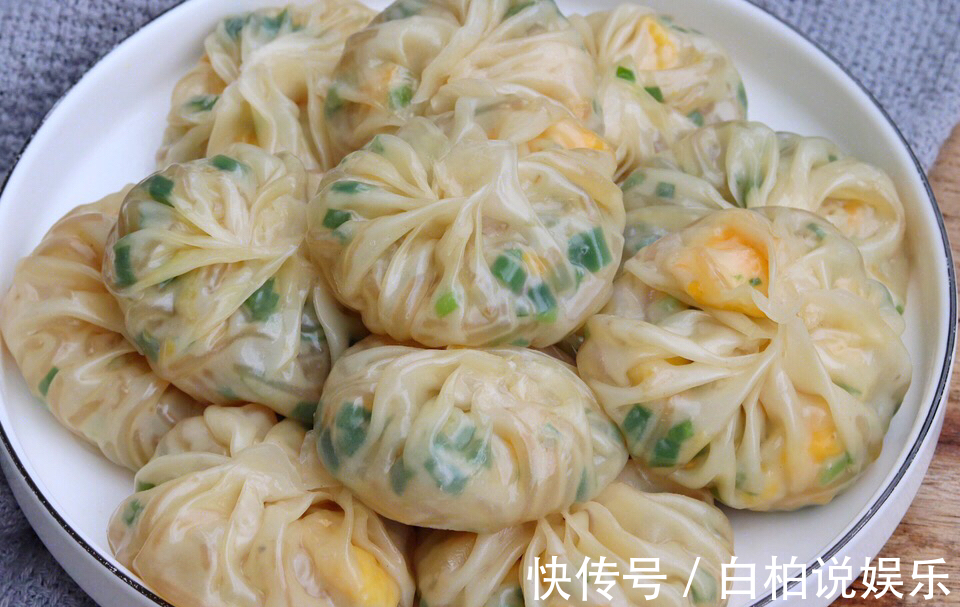 分享懒人韭菜粉丝包的做法,皮薄馅大,超鲜美,一口一个,太香了