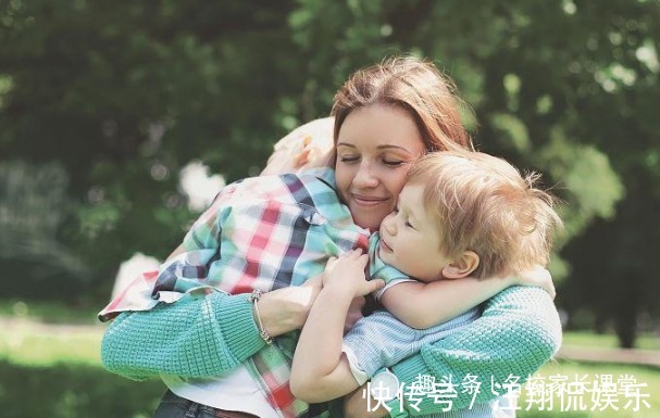 父母在4个方面越舍得,孩子长大越出息,你做到了吗