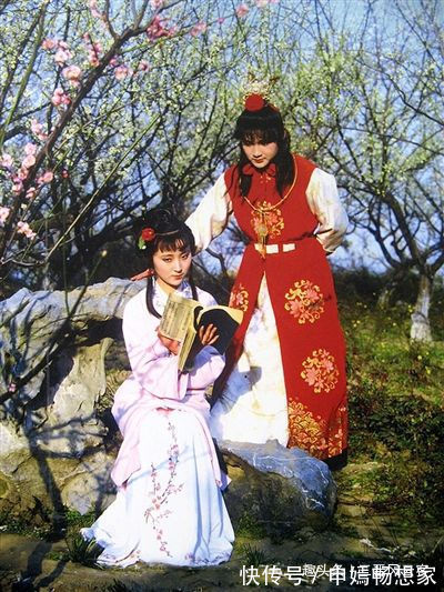 贾母#红楼梦曹雪芹给她最好家世、容貌和才干，她却活成了卑贱的下人