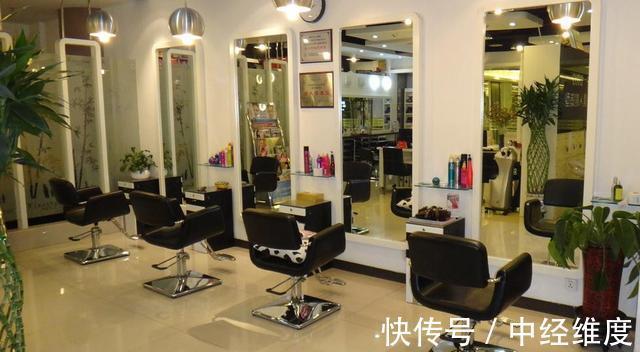 手法|街头头巷尾都是理发店,价格越来越贵,剪发手法却越来越不行了?