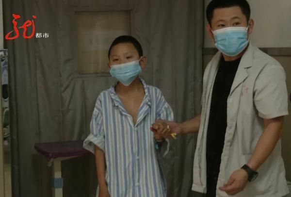 良性肿瘤|11岁男孩意外“摔”出肿瘤，在这之前他还经历了两次手术！
