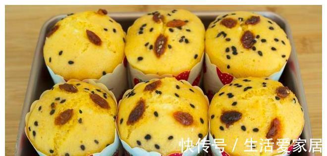 好吃|教你做玉米面发糕，简单搅一搅就上锅，做法零失败，比蛋糕还好吃