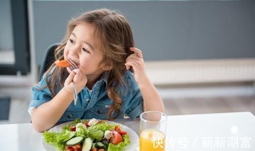 大脑|3岁前这4类营养素的补充，对孩子大脑发育很重要，摄入充足智商高